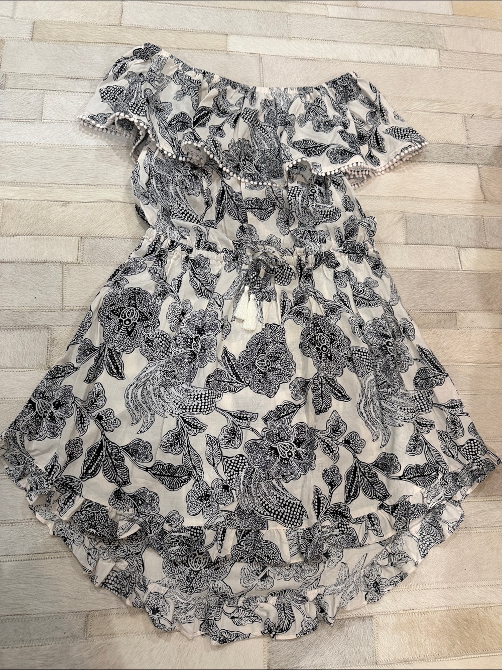 Victoria's Secret womens Black and White Floral Off-Shoulder Dress
